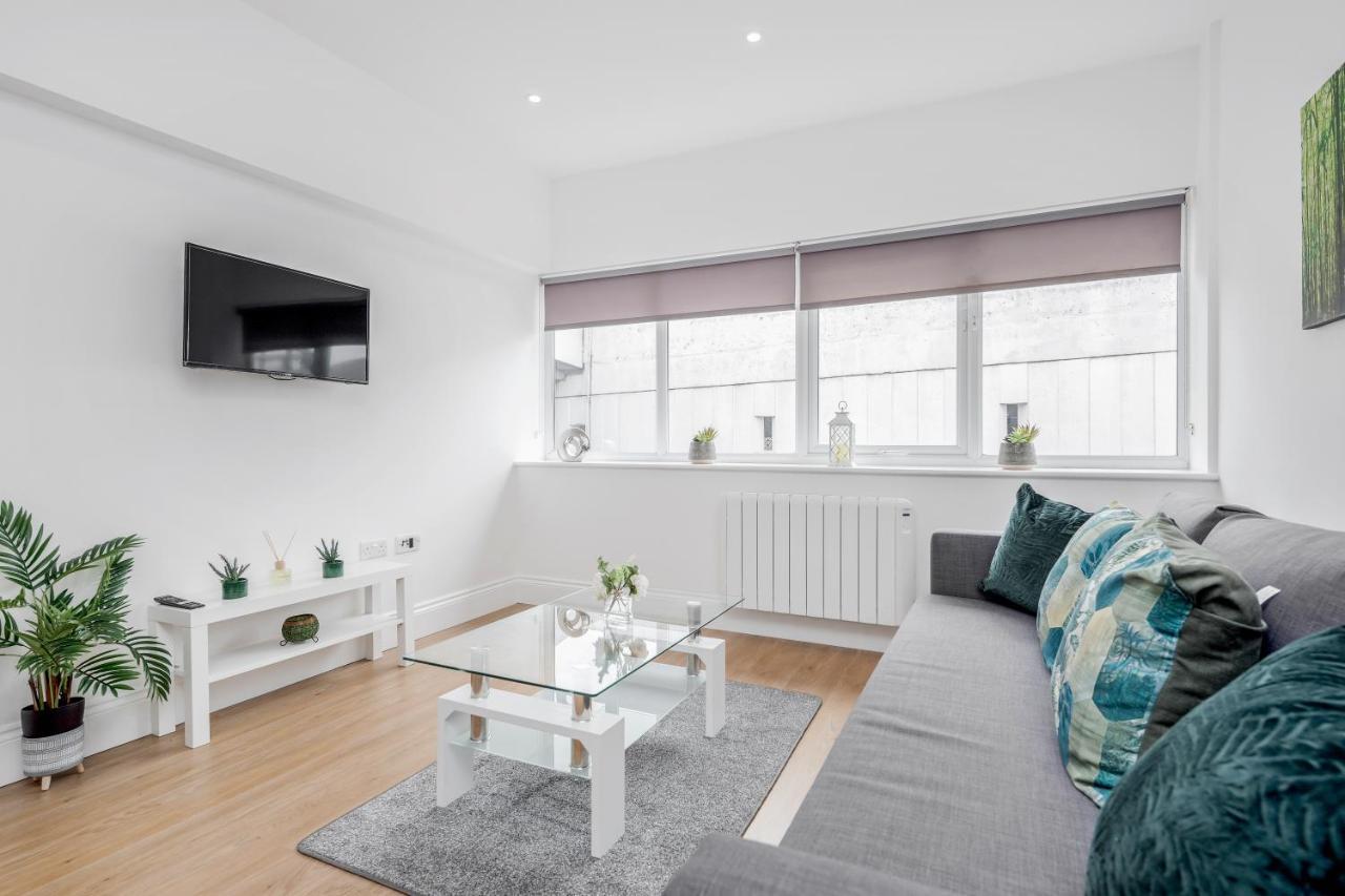 2 Bedroom Apartment At Modernview Serviced Accommodation Watford Town Centre F15 Exterior foto